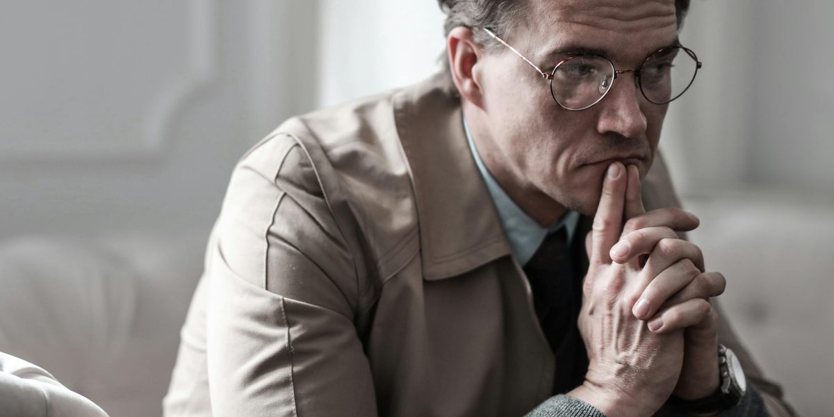 Reflecting the common confusion between similar mental health conditions like PPD and delusional disorder.