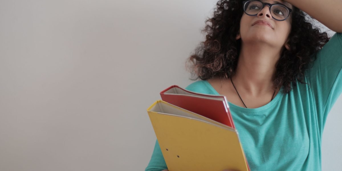 A person navigates a vast amount of information, struggling to find clarity on depression treatments.