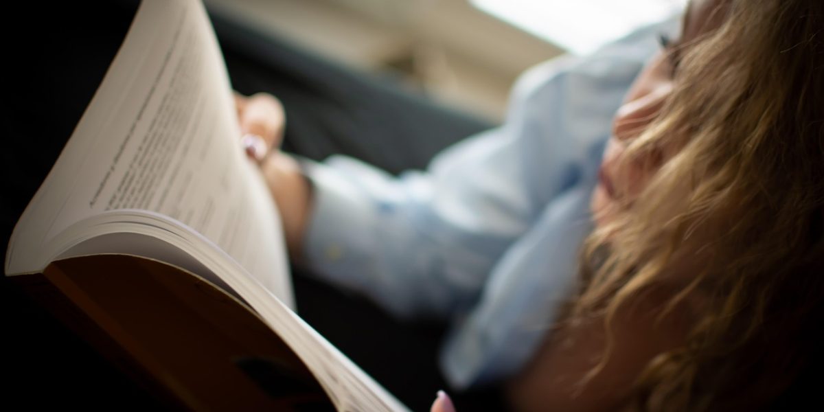 Critically assessing online sources is crucial to find accurate mental health information.